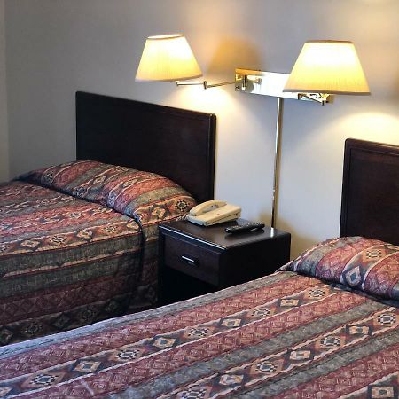 Westwind Motor Inn Drayton Valley Buitenkant foto